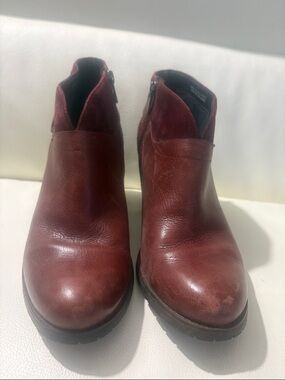 Clarks Women's Burgundy Leather Heeled Ankle Boots